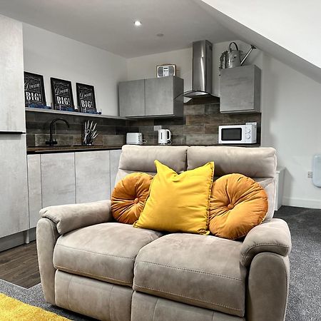 Vibrant Apartments Close To City Centre Cardiff Eksteriør bilde